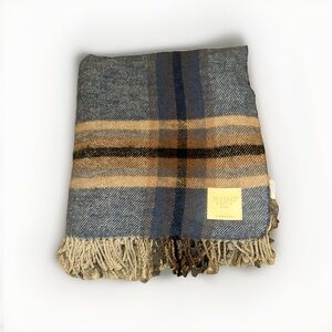 Nido Notte Italia Luxury Throw Blanket Blue Beige Plaid 51" x 54" Italy Comfy